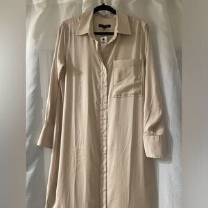 Banana Republic ivory/cream satin shirt dress size small